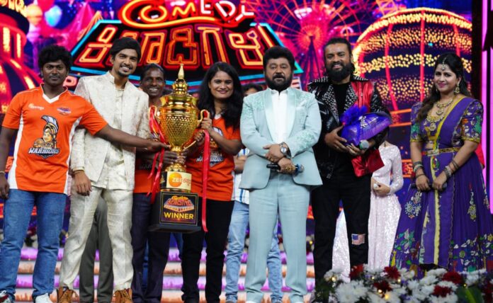 page-4, LEAD- lxr-comedy kilaadi Lakshmeshwar's talent impressed the state