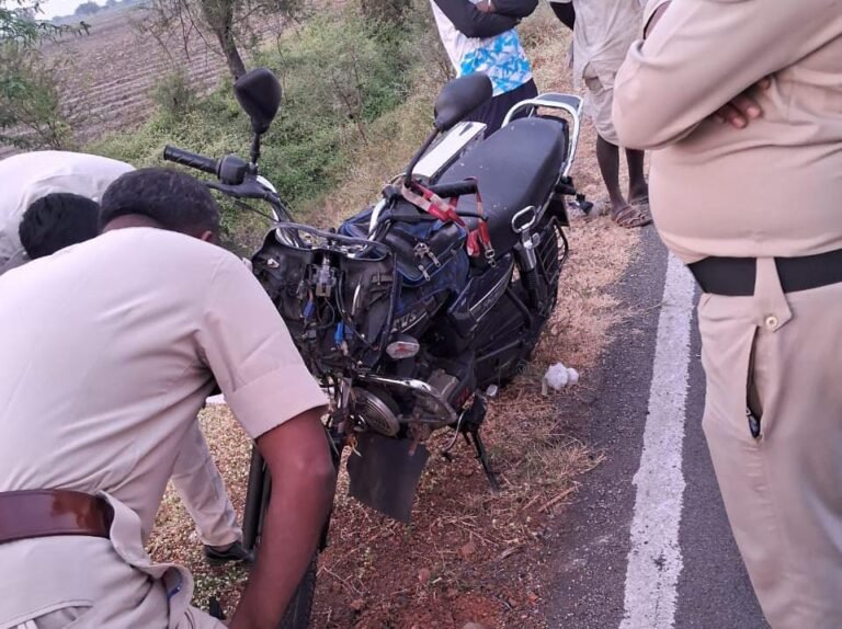 ಅಪರಿಚಿತ ವಾಹನ ಡಿಕ್ಕಿ: ಬೈಕ್ ಸವಾರ ಸ್ಥಳದಲ್ಲೇ ಸಾವು!