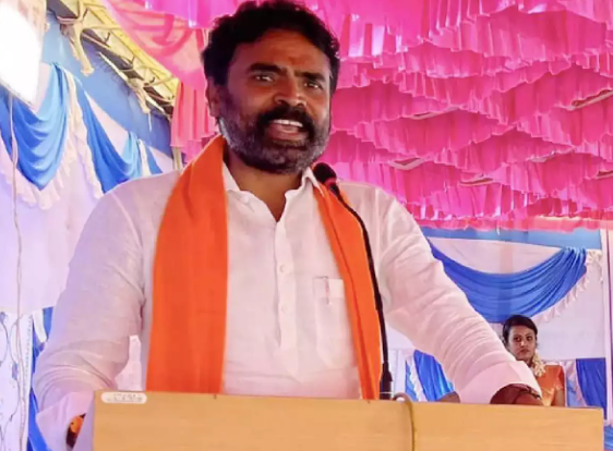 ಮತ ಬ್ಯಾಂಕ್ʼಗಾಗಿ ಕಾಂಗ್ರೆಸ್ ಸರ್ಕಾರ ಹಿಂದೂ ವಿರೋಧಿ ಧೋರಣೆ ತೋರುತ್ತಿದೆ: ಎಸ್ ಮುನಿಸ್ವಾಮಿ