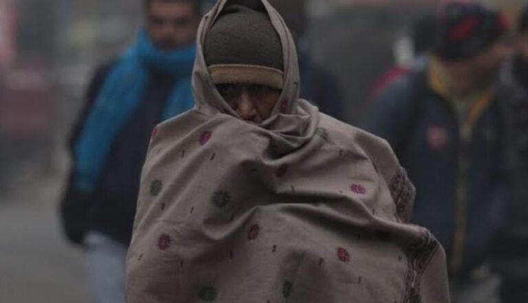 ಸಿಲಿಕಾನ್ ಸಿಟಿಯಲ್ಲಿ ಮರೆಯಾದ ಮಳೆ, ಹೆಚ್ಚಾಯ್ತು ವಿಪರೀತ ಚಳಿ: ಸ್ವೆಟರ್ ಮೊರೆ ಹೋದ ಸಿಟಿ ಮಂದಿ!