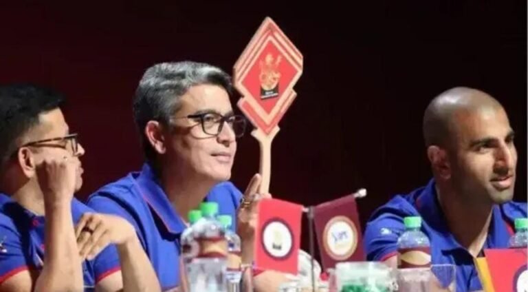 ಹರಾಜಿನಲ್ಲಿ ಮುಂಬೈ ಜೊತೆ ಒಳ ಒಪ್ಪಂದ ಮಾಡಿಕೊಂಡಿತಾ RCB!? ಫ್ಯಾನ್ಸ್ ಆರೋಪಕ್ಕೆ ಇಲ್ಲಿದೆ ಸ್ಟ್ರಾಂಗ್ ರೀಸನ್!