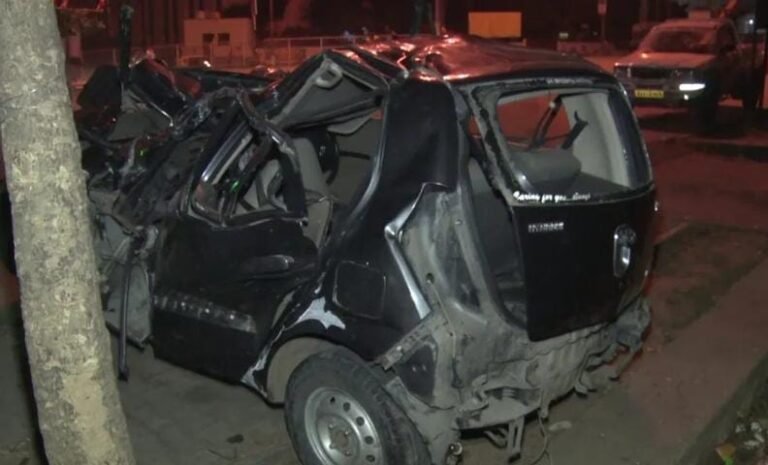 ಭೀಕರ ಅಪಘಾತ: ಬೆಂಗಳೂರು ಮೈಸೂರು ಎಕ್ಸ್​ಪ್ರೆಸ್ ವೇಯಲ್ಲಿ ಮೂವರು ಸಾವು!