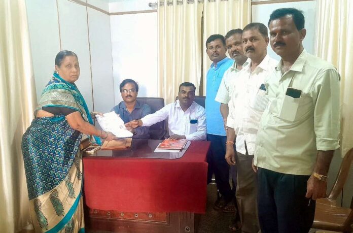 Submission of nomination papers for municipal by-elections