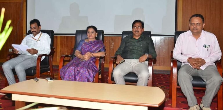 ಇತಿಹಾಸ ಬಲ್ಲವರು ಮಾತ್ರ ಇತಿಹಾಸ ಸೃಷ್ಟಿಸುತ್ತಾರೆ: ಜಿಲ್ಲಾಧಿಕಾರಿ ಗೋವಿಂದರೆಡ್ಡಿ