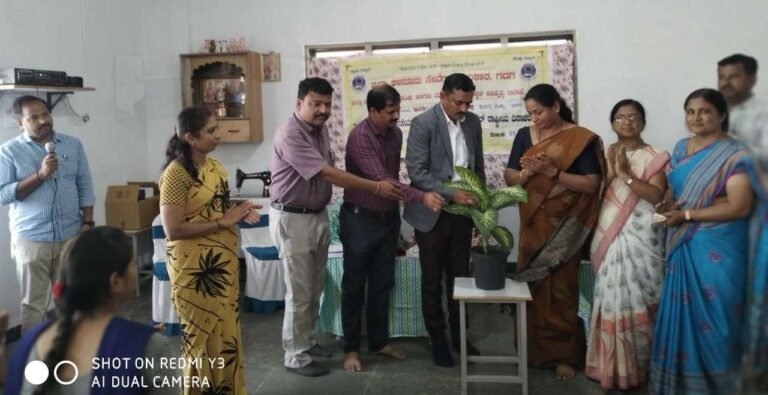 ಪುರುಷರಿಗೆ ಇರುವಷ್ಟು ಸೌಕರ್ಯ, ಸೌಲಭ್ಯಗಳು ಮಹಿಳೆಯರಿಗೂ ದೊರಕಬೇಕು: ಸಿ.ಎಸ್. ಶಿವನಗೌಡ್ರ