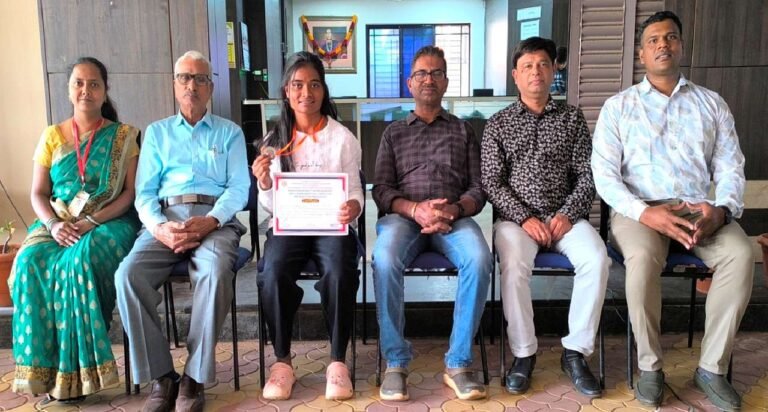 ಕುಸ್ತಿ ಪಂದ್ಯಾವಳಿಯಲ್ಲಿ ರಾಷ್ಟ್ರ ಮಟ್ಟಕ್ಕೆ ಆಯ್ಕೆಯಾದ ಮನೋರಮಾ ಕಾಲೇಜಿನ ವಿದ್ಯಾರ್ಥಿನಿ