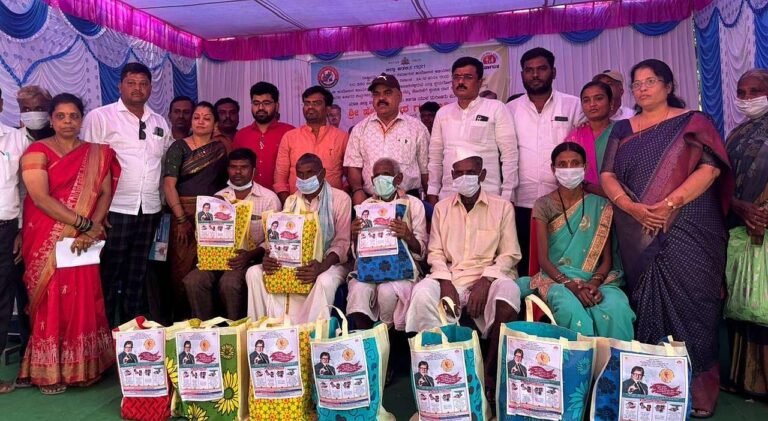 ಆರೋಗ್ಯದ ಕಡೆ ಗಮನ ವಹಿಸಿ: ಶಾಸಕ ಡಾ. ಚಂದ್ರು ಲಮಾಣಿ