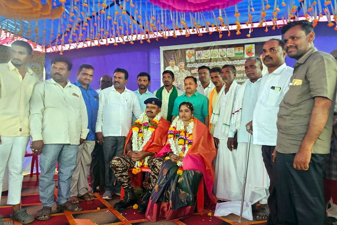 ನಿವೃತ್ತ ಯೋಧನಿಗೆ ಗೌರವದ ಸ್ವಾಗತ
