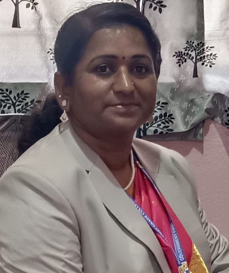 ಅನಿತಾರಿಗೆ ಪಿಎಚ್‌ಡಿ ಪದವಿ ಪ್ರಧಾನ