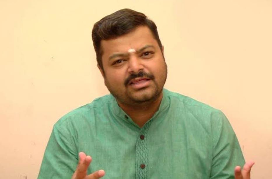 ದೇಶ ವಿರೋಧಿ ಷಡ್ಯಂತ್ರಕ್ಕೆ ಹಿಂದೂ ಸಮಾಜ ಬಲಿಯಾಗ್ತಿದೆ: ಚಕ್ರವರ್ತಿ ಸೂಲಿಬೆಲೆ!