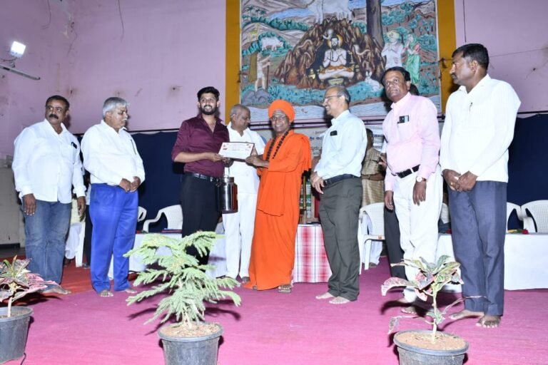 ಕೈಗಾರಿಕೆಗಳು ಕೃಷಿಗೆ ಪೂರಕವಾಗಿರಬೇಕು