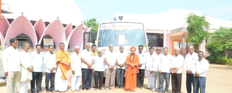 ಶವ ಸಾಗಿಸುವ ವಾಹನಕ್ಕೆ ಚಾಲನೆ