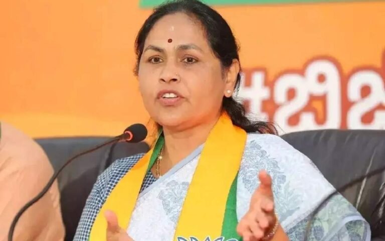 ಶಾಸಕ ಭರತ್ ರೆಡ್ಡಿ ಮೇಲೆ ಇನ್ನೂ ಏಕೆ ಕ್ರಮ ಕೈಗೊಳ್ಳಲಾಗಿಲ್ಲ?: ಕೇಂದ್ರ ಸಚಿವೆ ಶೋಭಾ ಕರಂದ್ಲಾಜೆ ಪ್ರಶ್ನೆ