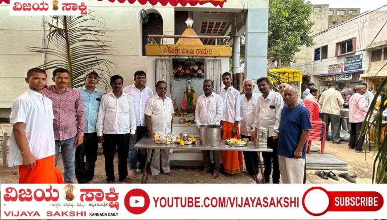 ಶ್ರೀ ಶಿರಡಿ ಸಾಯಿಬಾಬಾ ದೇವಸ್ಥಾನದಲ್ಲಿ ಗುರು ಪೌರ್ಣಿಮೆ ಆಚರಣೆ