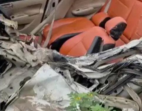 Accident: ನಿಂತಿದ್ದ ಟ್ರಕ್‌ಗೆ ಡಿಕ್ಕಿ ಹೊಡೆದ ಕಾರು; ಇಬ್ಬರು ಸಾವು