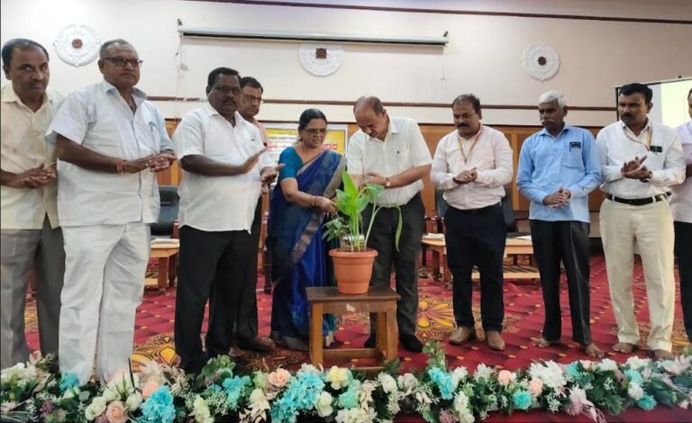 ಗುರುವಿಲ್ಲದೆ ಗುರಿ ಸಾಧನೆ ಅಸಾಧ್ಯ: ಜಿಲ್ಲಾಧಿಕಾರಿ ಸಿ.ಎನ್. ಶ್ರೀಧರ್