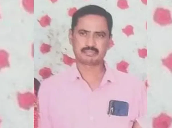 ಬಾರ್ ನಲ್ಲಿ ಕ್ಷುಲ್ಲಕ ವಿಚಾರಕ್ಕೆ ಕಿರಿಕ್: ಕುಡಿಯಲು ಮಿಕ್ಸ್ಚರ್ ಕೊಡದ ಕ್ಯಾಷಿಯರ್ನ ಬರ್ಬರ ಹತ್ಯೆ!