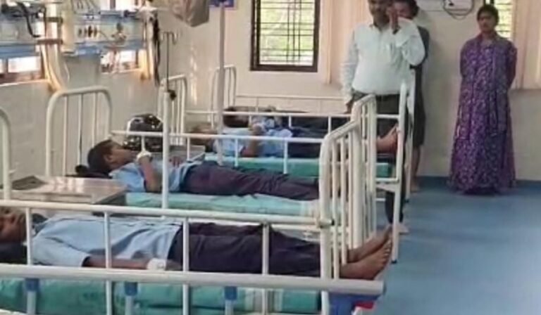 ಶಾಲೆಯ ಬಿಸಿಯೂಟ ಸೇವಿಸಿ 22 ವಿದ್ಯಾರ್ಥಿಗಳು ಅಸ್ವಸ್ಥ: ಆಸ್ಪತ್ರೆಗೆ ದಾಖಲು