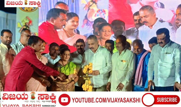 ಜಾನಪದ ಕಲೆ ಉಳಿಸಿ-ಬೆಳೆಸುವ ಕಾರ್ಯ ಶ್ಲಾಘನೀಯ: ಸುಜಾತಾ ದೊಡ್ಡಮನಿ