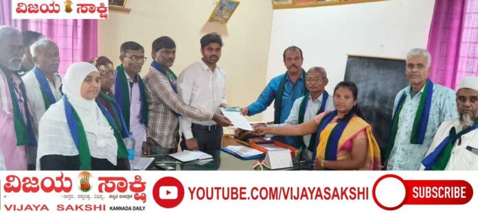 page-1__slum_samiti-manavi (1)