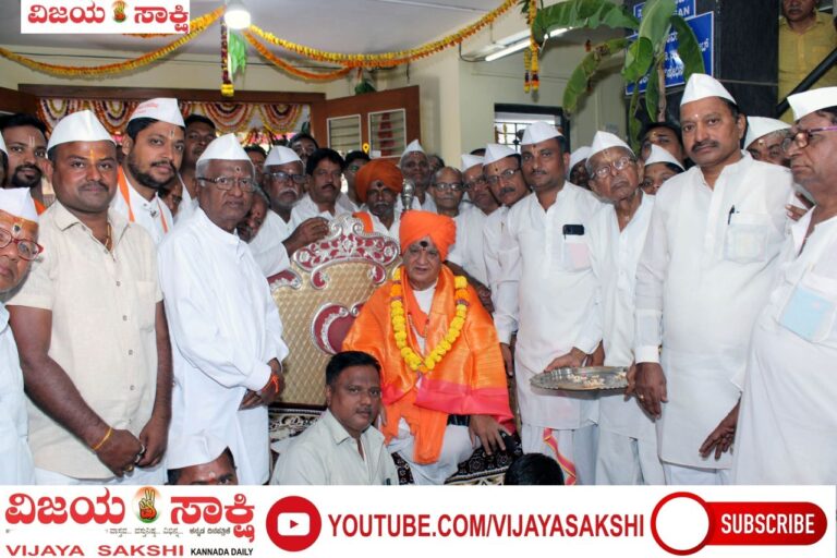 ಯುವಕರಿಗೆ ಸಂಸ್ಕಾರ, ಸನ್ನಡತೆ, ಶಿಕ್ಷಣ ಮುಖ್ಯ: ಪ್ರಭಾಕರ ಬೋಧಲೆ ಮಹಾರಾಜರು