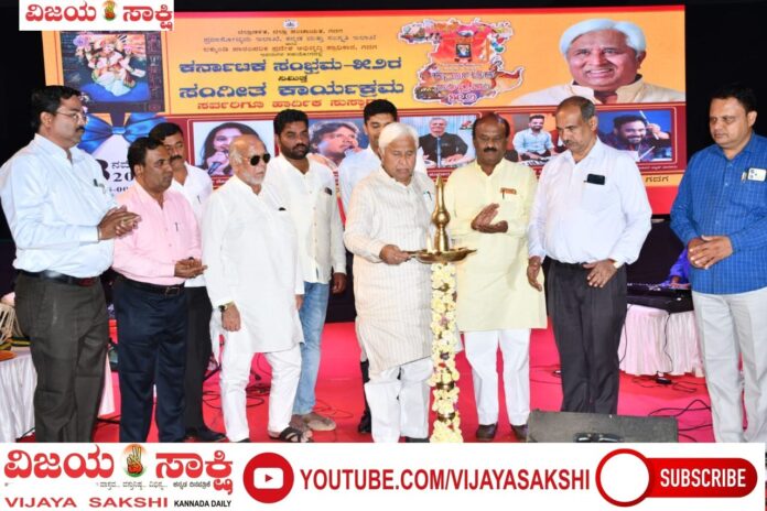 page-3__bottom_LEAD-HKP-music_program (1)