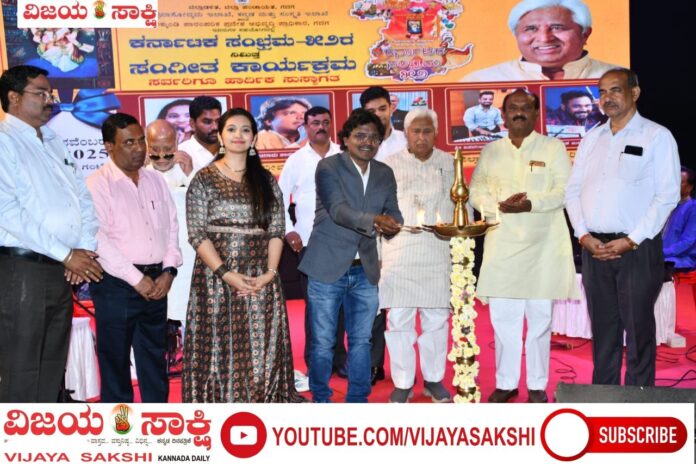 page-4__sangeeta_sanje (1)