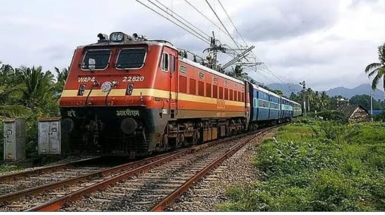 Indian Railway: ರೈಲು ಪ್ರಯಾಣಿಕರಿಗೆ ದರ ಏರಿಕೆ ಬಿಸಿ! ಡಿಸೆಂಬರ್ 26ರಿಂದ ಟಿಕೆಟ್ ಬೆಲೆ ಹೆಚ್ಚಳ!