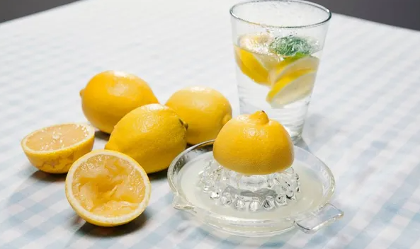 ನಿಂಬೆ ನೀರು ಕುಡಿಯುವುದರಿಂದ ಹೈ ಬಿಪಿಯನ್ನು ಕಂಟ್ರೋಲ್ʼಗೆ ತರಬಹುದೇ? ಇಲ್ಲಿದೆ ಉತ್ತರ