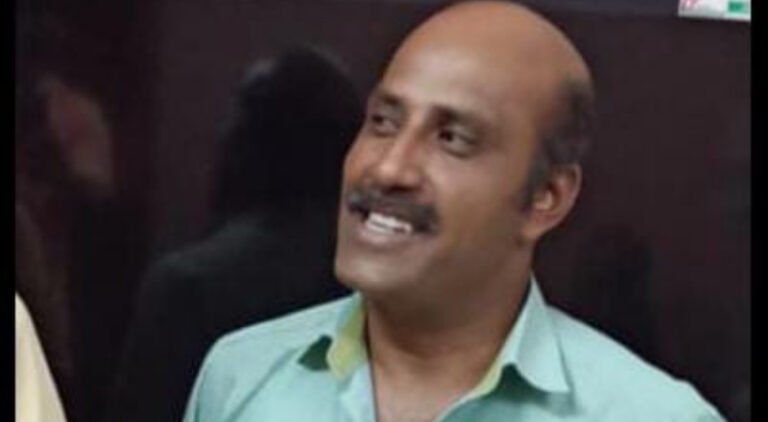 ಅರಸೀಕೆರೆ ವ್ಯಾಪಾರಿಯ ಅಕಾಲಿಕ ಮರಣ: ಗ್ರಾಹಕರಿಗೆ ವಸ್ತು ಕೊಡುತ್ತಲೇ ನೆಲಕ್ಕುರುಳಿ ಸಾವು