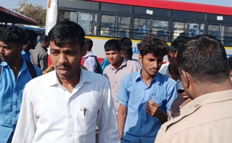 ಹಾವೇರಿ| ಸಾರಿಗೆ ಬಸ್ ಡಿಕ್ಕಿ..ವಿದ್ಯಾರ್ಥಿ ಗಂಭೀರ