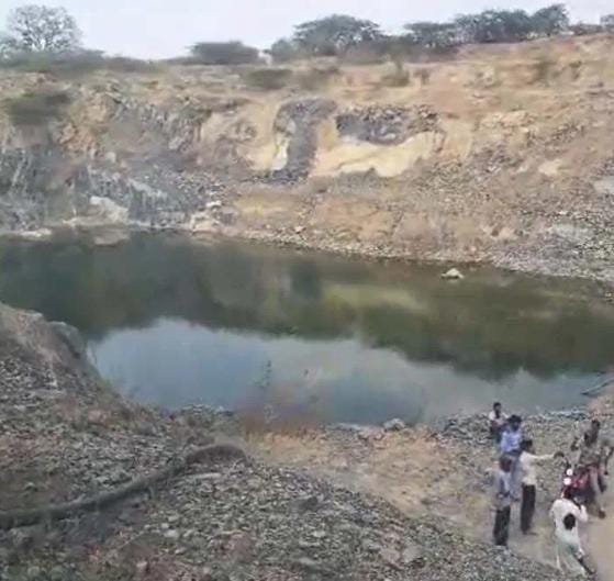 ಸಂಕ್ರಾಂತಿ ದಿನವೇ ದುರಂತ; ಕ್ವಾರಿಯಲ್ಲಿ ಮುಳುಗಿ ಇಬ್ಬರು ಬಾಲಕರು ನೀರುಪಾಲು!