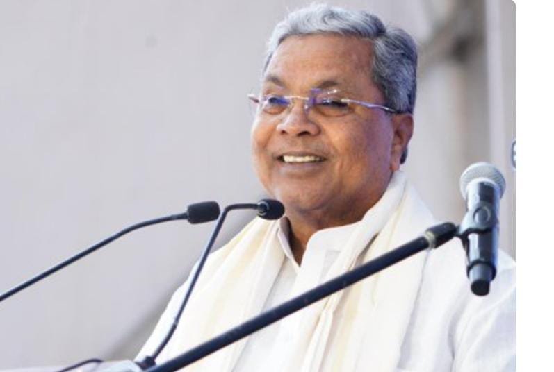 ತುಮಕೂರಿನಲ್ಲಿ ಹಾಕಿ ಸ್ಟೇಡಿಯಂ, ವಿಶ್ವದರ್ಜೆಯ ಈಜುಕೊಳ ನಿರ್ಮಾಣ: ಸಿಎಂ ಸಿದ್ದರಾಮಯ್ಯ ಘೋಷಣೆ