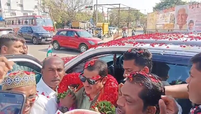 ಗದಗದಲ್ಲಿ ಜಮೀರ್ ಅಹ್ಮದ್ ಖಾನ್‌ಗೆ ಭರ್ಜರಿ ಸ್ವಾಗತ: ‘ಹಣೆಬರಹದಲ್ಲಿ ಇದ್ದಂತೆ ಆಗುತ್ತದೆ’ ಎಂದ ಸಚಿವ