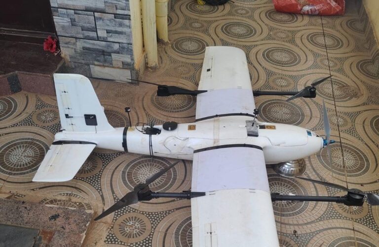 ದೊಡ್ಡಬಳ್ಳಾಪುರ| ಶೋಭಾಯಾತ್ರೆ ವೇಳೆ ಮನೆ ಬಳಿ ಬಿದ್ದ ಅಪರಿಚಿತ ಡ್ರೋನ್; ಸ್ಥಳೀಯರಲ್ಲಿ ಆತಂಕ!