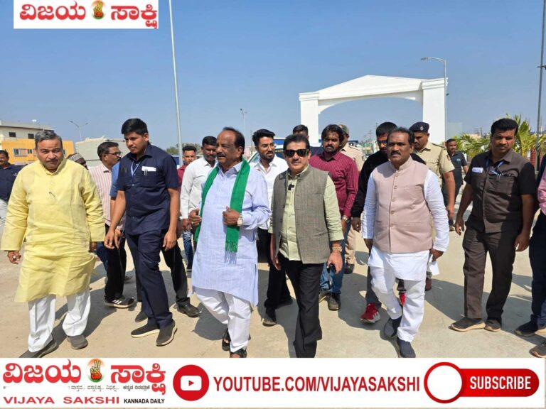 ರಾಜ್ಯದ ಇತಿಹಾಸದಲ್ಲಿ ರಾಜ್ಯದಲ್ಲಿ ಪ್ರಥಮ ಬಾರಿಗೆ ಏಕಕಾಲಕ್ಕೆ 42,345 ಮನೆಗಳ ವಿತರಣೆ