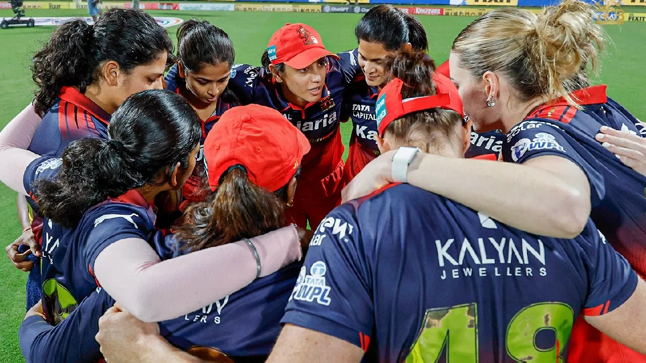 WPL 2026; ಮುಂಬೈ ವಿರುದ್ದ ಗೆಲುವಿನ ಬೆನ್ನಲ್ಲೇ RCB ತಂಡಕ್ಕೆ ಬಿಗ್ ಶಾಕ್; ಪ್ರಮುಖ ವೇಗಿ ಔಟ್!