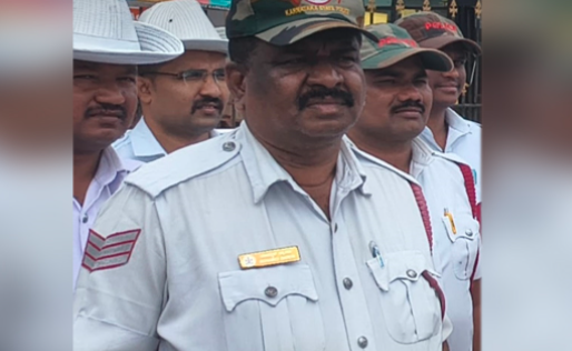 ಸಿಬ್ಬಂದಿಯಿಂದ ಕಿರುಕುಳ ಆರೋಪ: ಸಂಚಾರ ಪೊಲೀಸ್ ಠಾಣೆಯಲ್ಲೇ ಹೆಡ್ ಕಾನ್ಸ್‌ಟೇಬಲ್ ಆತ್ಮಹತ್ಯೆ!