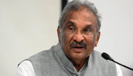 ಅಧಿಕಾರಿ ಮೇಲೆ ಸಿಎಂ ಶಿಸ್ತು ಕ್ರಮದ ಎಚ್ಚರಿಕೆ: ರಾಜೀನಾಮೆಗೆ ಮುಂದಾಗಿದ್ದ ಸಚಿವ ಕೆ.ಜೆ. ಜಾರ್ಜ್?