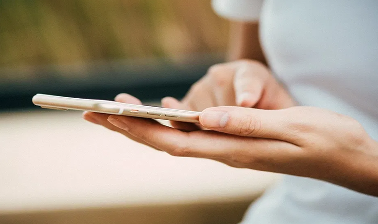 ಮದುವೆಗೆ ಒಪ್ಪಿಸೋಕೆ ತಾಯಿ–ದೊಡ್ಡಮ್ಮನ ಖಾಸಗಿ ಫೋಟೋ ಬಳಕೆ: ಬೆಂಗಳೂರು ಕುಟುಂಬವನ್ನು ಬೆಚ್ಚಿಬೀಳಿಸಿದ ಲವ್ ಕ್ರೈಂ