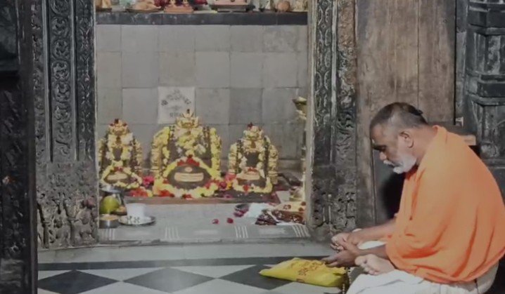 ಶಿವರಾತ್ರಿ ಜಾಗರಣೆಗೆ ತ್ರಿಕೂಟೇಶ್ವರ ಧಾಮ ಸಜ್ಜು: ರಾಜ್ಯದ ನಾನಾಭಾಗಗಳಿಂದ ಭಕ್ತರ ಆಗಮನದ ನಿರೀಕ್ಷೆ