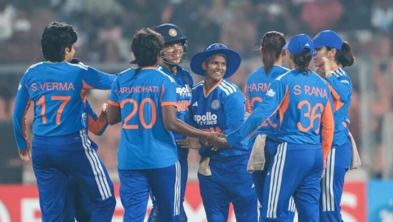 BCCI Contracts: ಭಾರತೀಯ ಮಹಿಳಾ ಕ್ರಿಕೆಟ್ ತಂಡಕ್ಕೆ 21 ಆಟಗಾರ್ತಿಯರಿಗೆ ಕೇಂದ್ರ ಒಪ್ಪಂದ!