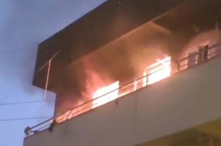 ಕೆ.ಆರ್.ಪುರಂ| ಸಿಲಿಂಡರ್ ಸ್ಫೋಟಗೊಂಡು ಇಬ್ಬರಿಗೆ ಗಾಯ; ಮಹಿಳೆ ಸ್ಥಿತಿ ಗಂಭೀರ