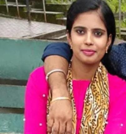 ಪೊಲೀಸಪ್ಪನ ಕಿರುಕುಳ ತಾಳಲಾರದೇ ನೇಣಿಗೆ ಕೊರಳೊಡ್ಡಿದ ವಿಧವಾ ಮಹಿಳೆ!