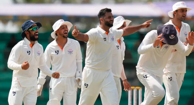 Ranji Trophy Final: ಕರ್ನಾಟಕವನ್ನು ಮಣಿಸಿ ಚೊಚ್ಚಲ ರಣಜಿ ಟ್ರೋಫಿಗೆ ಮುತ್ತಿಕ್ಕಿದ ಜಮ್ಮುಕಾಶ್ಮೀರ!