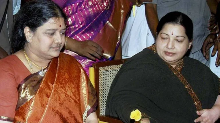 ಹೊಸ ದ್ರಾವಿಡ ಪಕ್ಷ ಘೋಷಿಸಿದ ಶಶಿಕಲಾ! ಎಐಎಡಿಎಂಕೆ ನಾಯಕತ್ವದ ವಿರುದ್ಧ ತೀವ್ರ ವಾಗ್ದಾಳಿ