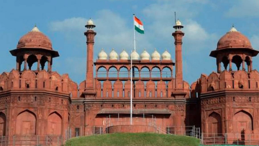 ದಾಳಿಗೆ ಸಂಚು! ದೆಹಲಿಯಲ್ಲಿ ಹೈ ಅಲರ್ಟ್ – ಕೆಂಪು ಕೋಟೆ, ಪ್ರಮುಖ ಧಾರ್ಮಿಕ ತಾಣಗಳಲ್ಲಿ ಬಿಗಿ ಭದ್ರತೆ