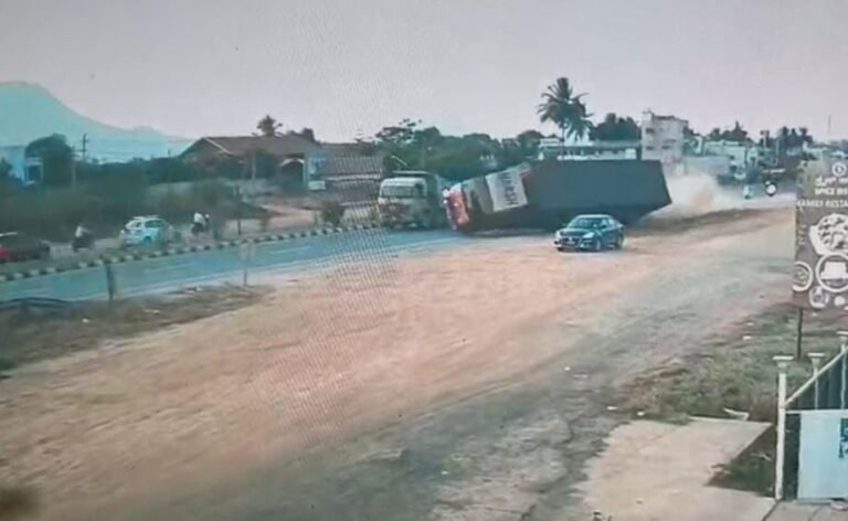 ಓವರ್‌ಟೇಕ್ ವೇಳೆ ನಿಯಂತ್ರಣ ತಪ್ಪಿ ಕಂಟೈನರ್ ಲಾರಿ ಪಲ್ಟಿ!