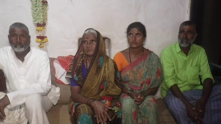 ಐತಿಹಾಸಿಕ ಲಕ್ಕುಂಡಿಯಲ್ಲಿ ಸಿಕ್ಕ ಚಿನ್ನದ ನಿಧಿ ಪ್ರಕರಣಕ್ಕೆ ಬಿಗ್ ಟ್ವಿಸ್ಟ್: ರಿತ್ತಿ ಕುಟುಂಬದಿಂದ ಹೊಸ ಬೇಡಿಕೆ!