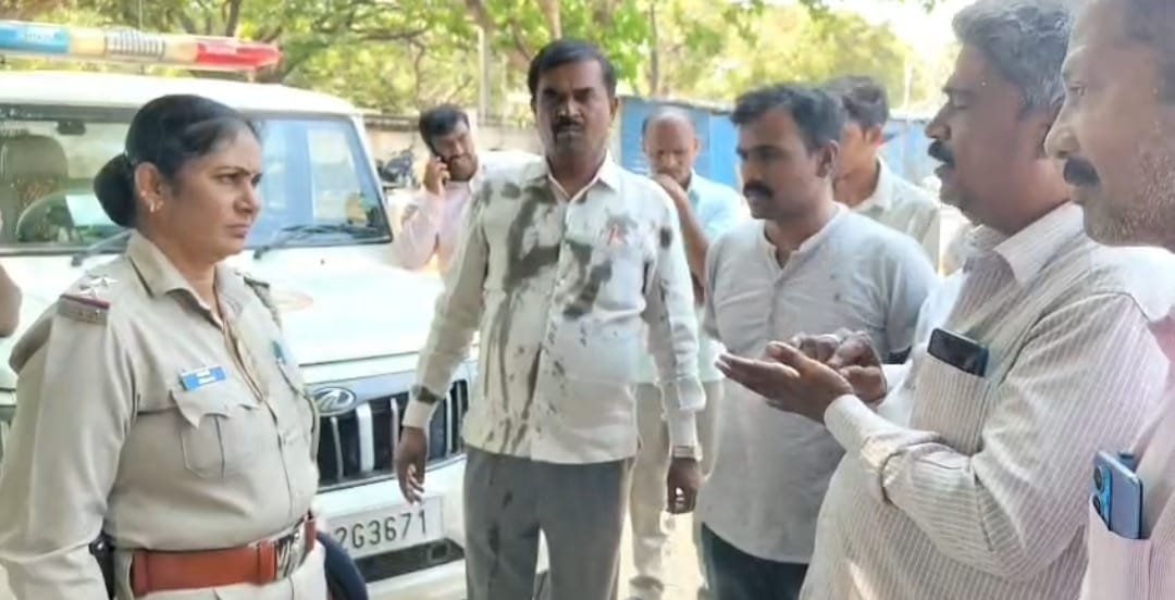 ಬೈಲಾ ಉಲ್ಲಂಘನೆ ಆರೋಪ: ಮಂಡ್ಯ ಕುರುಬರ ಸಂಘದಲ್ಲಿ ಗಲಾಟೆ, ಅಧ್ಯಕ್ಷನಿಗೆ ಘೇರಾವ್